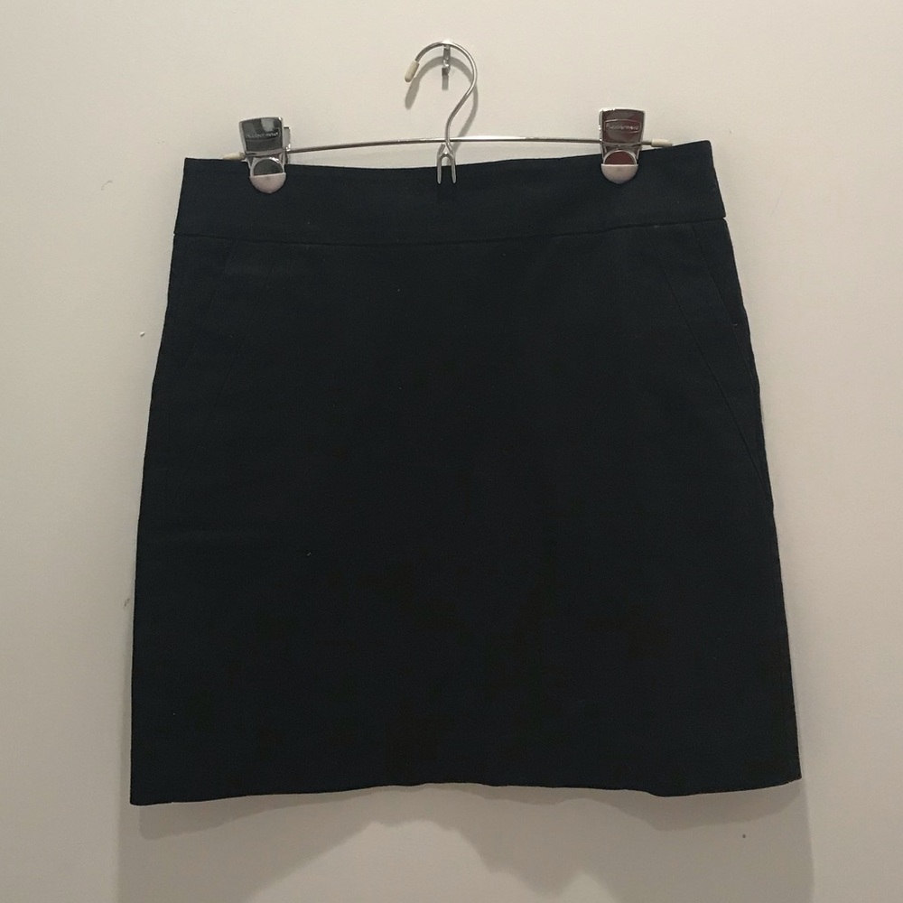 LOFT Black Skirt size 4